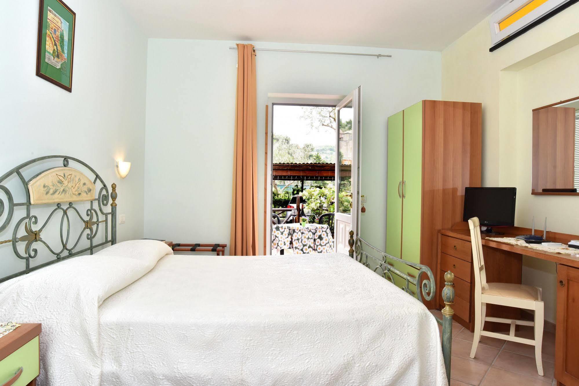 Il Cottage B&B Massa Lubrense Kültér fotó